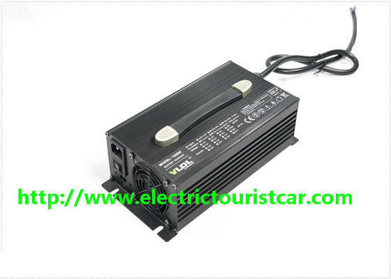 China Cargador de batería clásico de coche eléctrico de la vivienda negra 48V 25A 260*150*90 milímetro proveedor